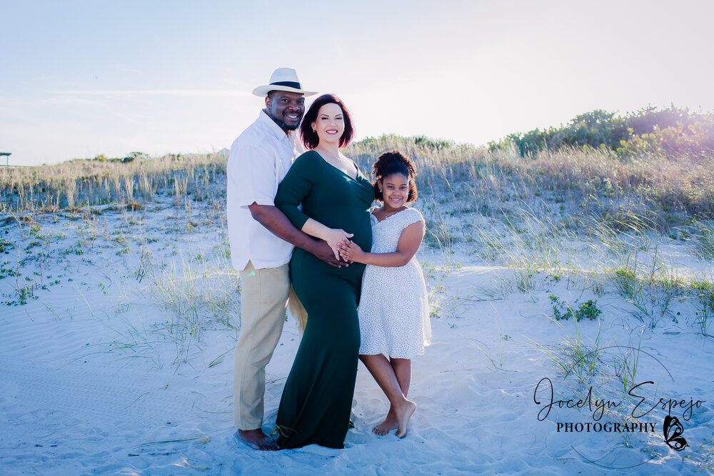 Social Media Share - Murdock Maternity Session -3.jpg