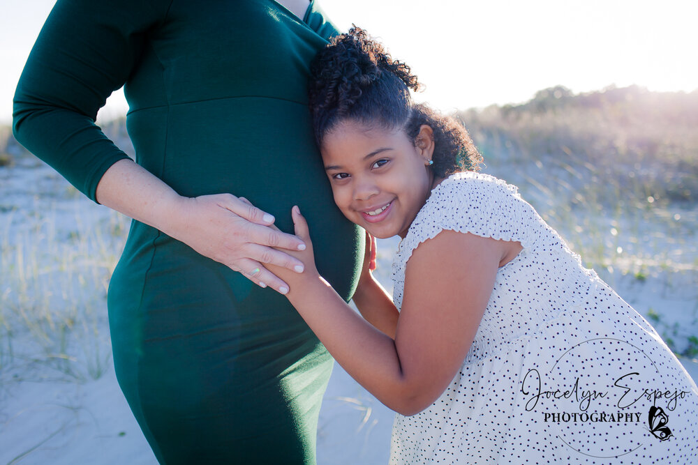 Social Media Share - Murdock Maternity Session -6.jpg
