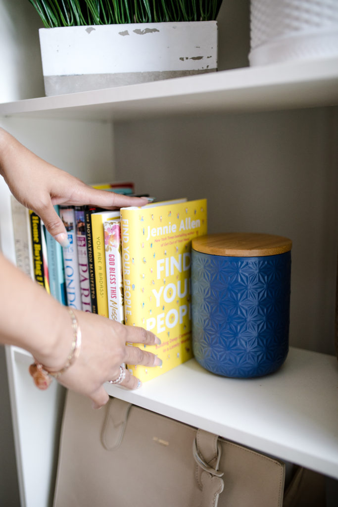 Branding by Jo Photography captures a personal branding shot for library of content with Nohely from Paraiso Business Solutions.